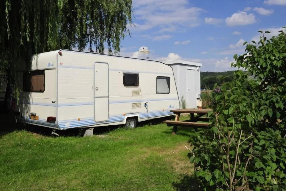 Voir la photo 2 — Camping de la Pointe - Caravane