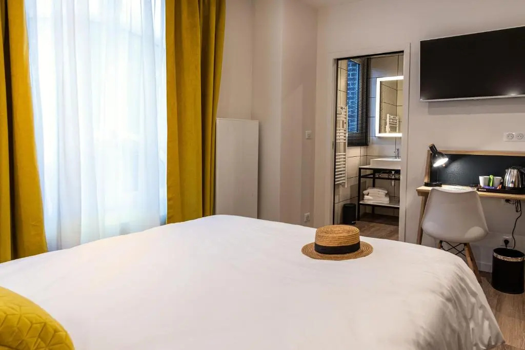 Mayrena Hotel - Chambres
