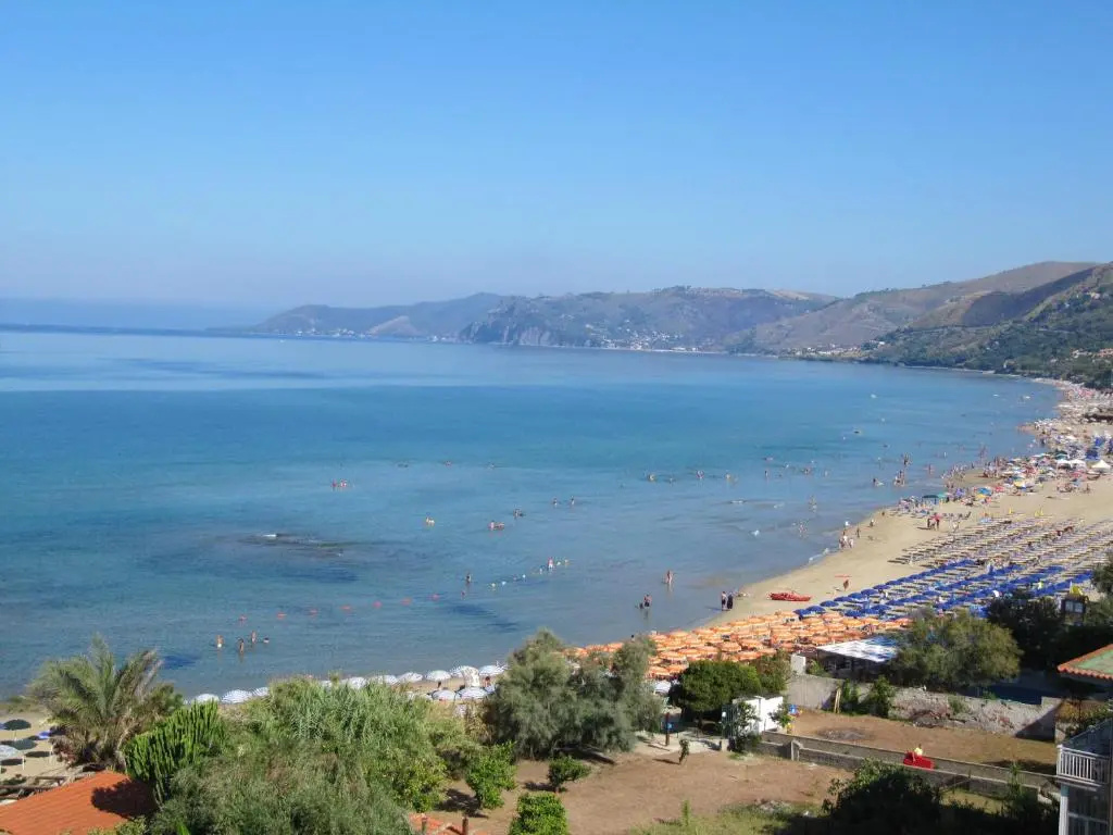 Standard Double room with balcony and with sea view (full double bed)