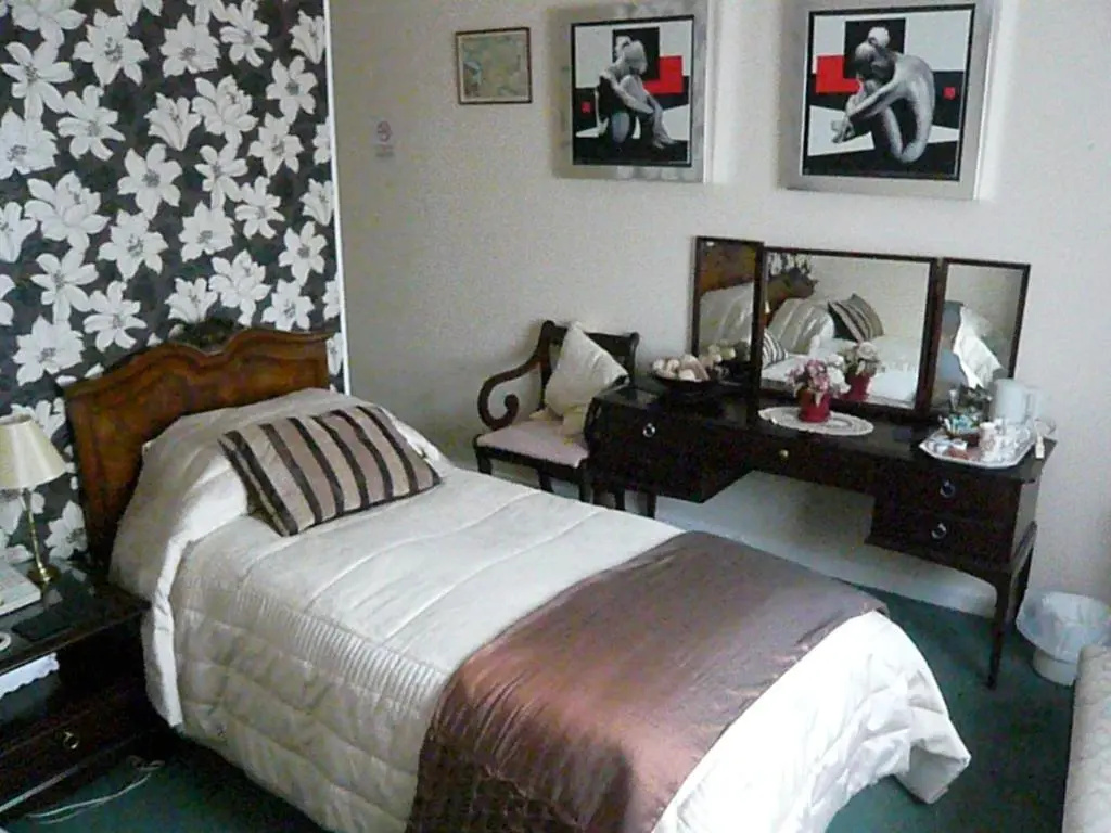 Meryan House Hotel - Chambres