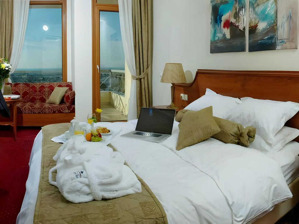 Hotel photo 30