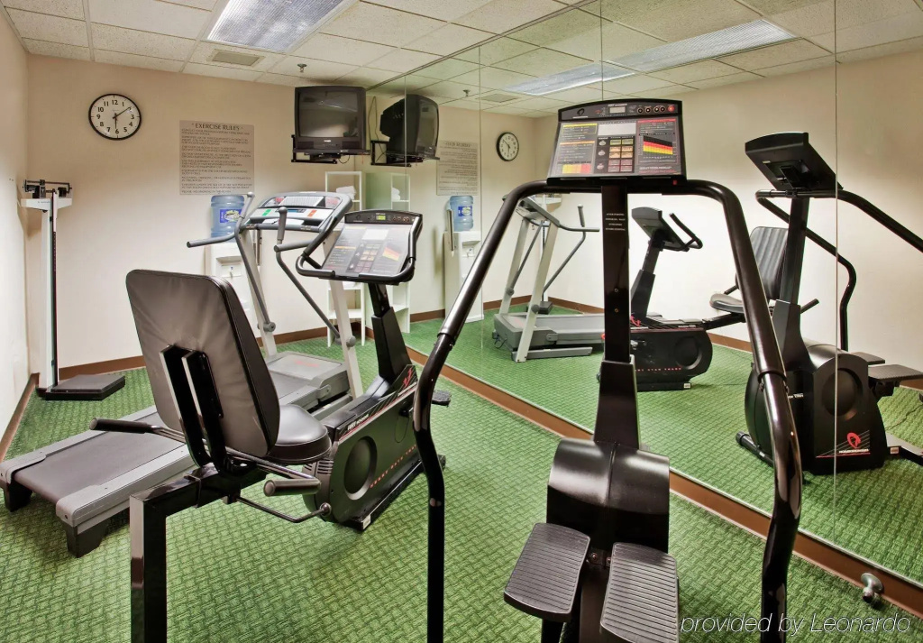 Holiday Inn Express & Suites Batesville by IHG - фото 23