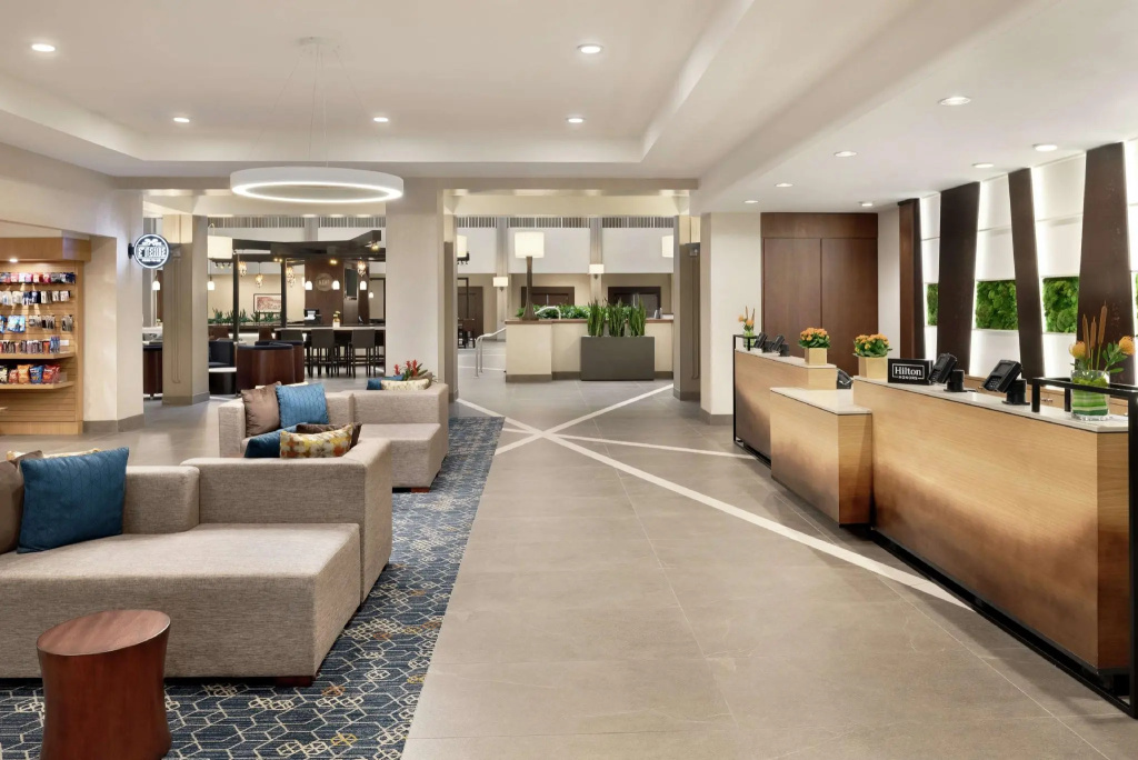 Embassy Suites by Hilton Cincinnati RiverCenter - Chambres