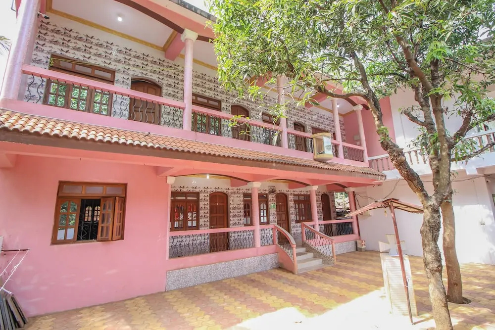 OYO 10204 Home Near Calangute Beach