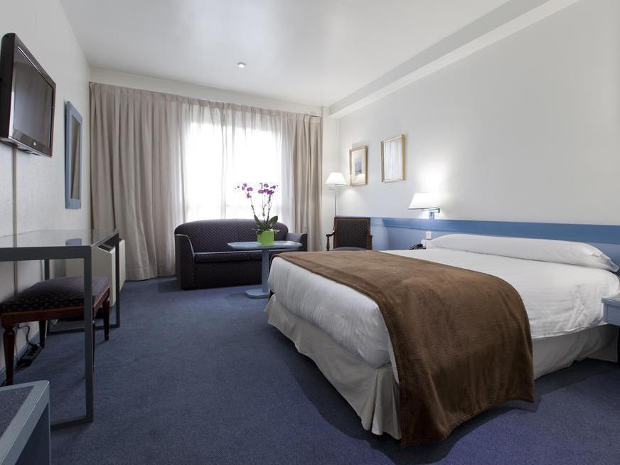 Double Studio (full double bed)