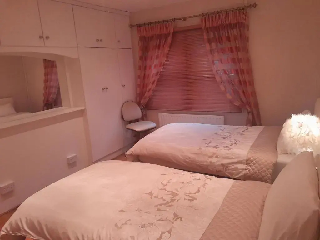 Standard Double room (twin beds)