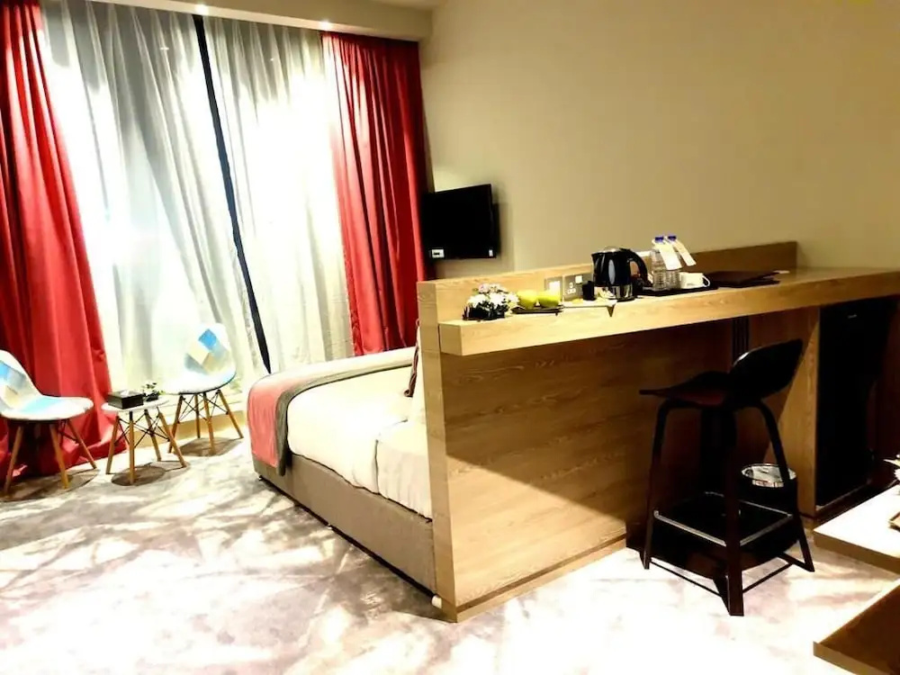 Fortune Atrium Hotel 18