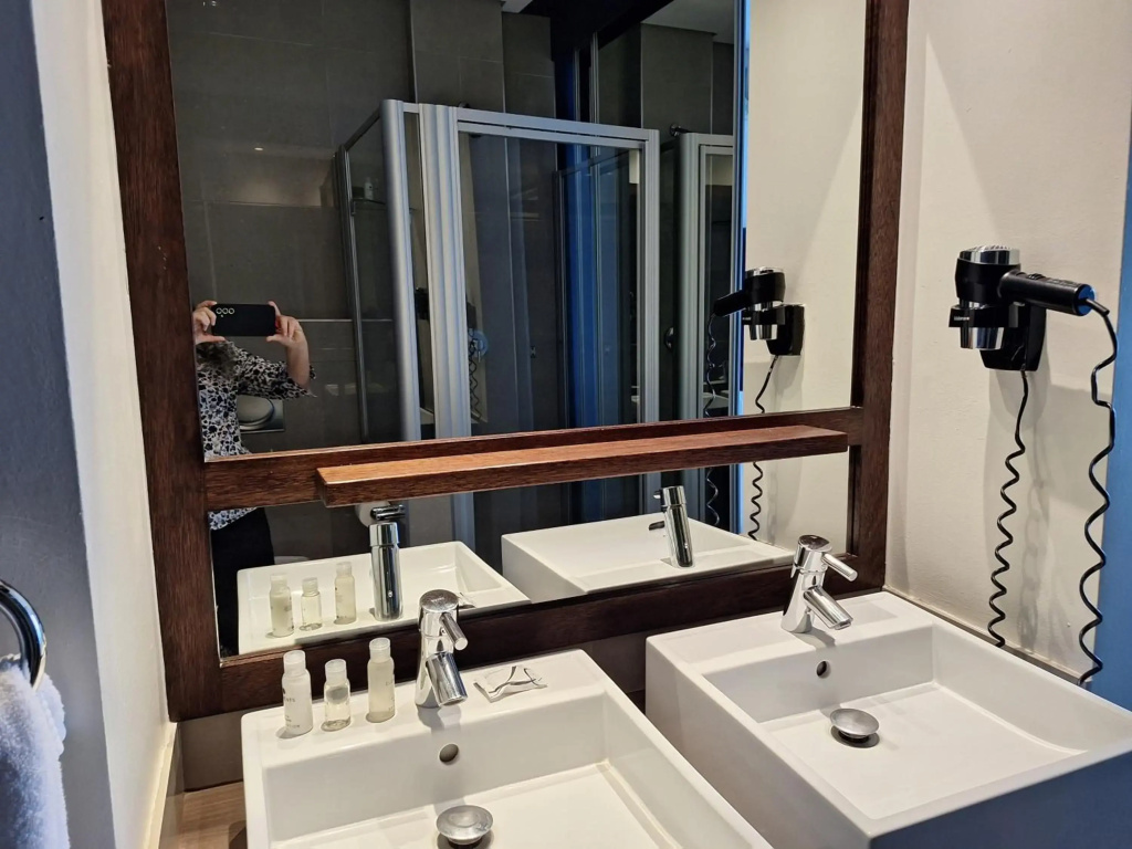 Genesis All-Suite Hotel - Général