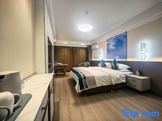 Superior Double room (full double bed)