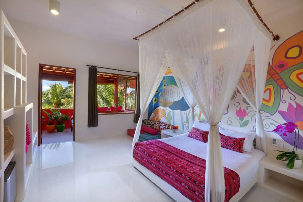 PinkCoco Uluwatu - Constant Surprises & for Cool Adults Only — фото