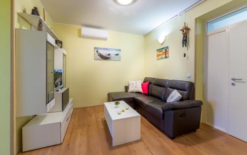 Отель Apartments Dora, фото 6