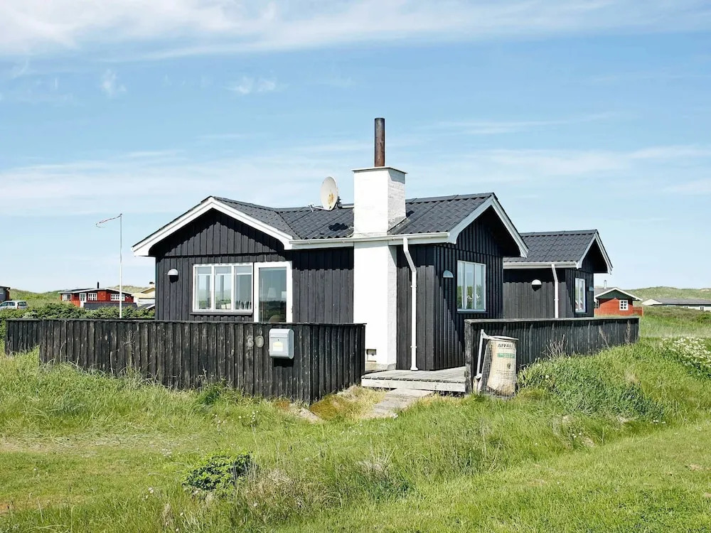 Modern Holiday Home in Løkken With Panoramic Views - фото 6
