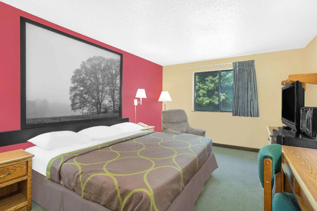 Double room (full double bed)
