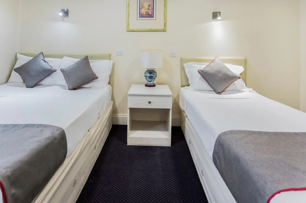 OYO Grantly Hotel - Chambres