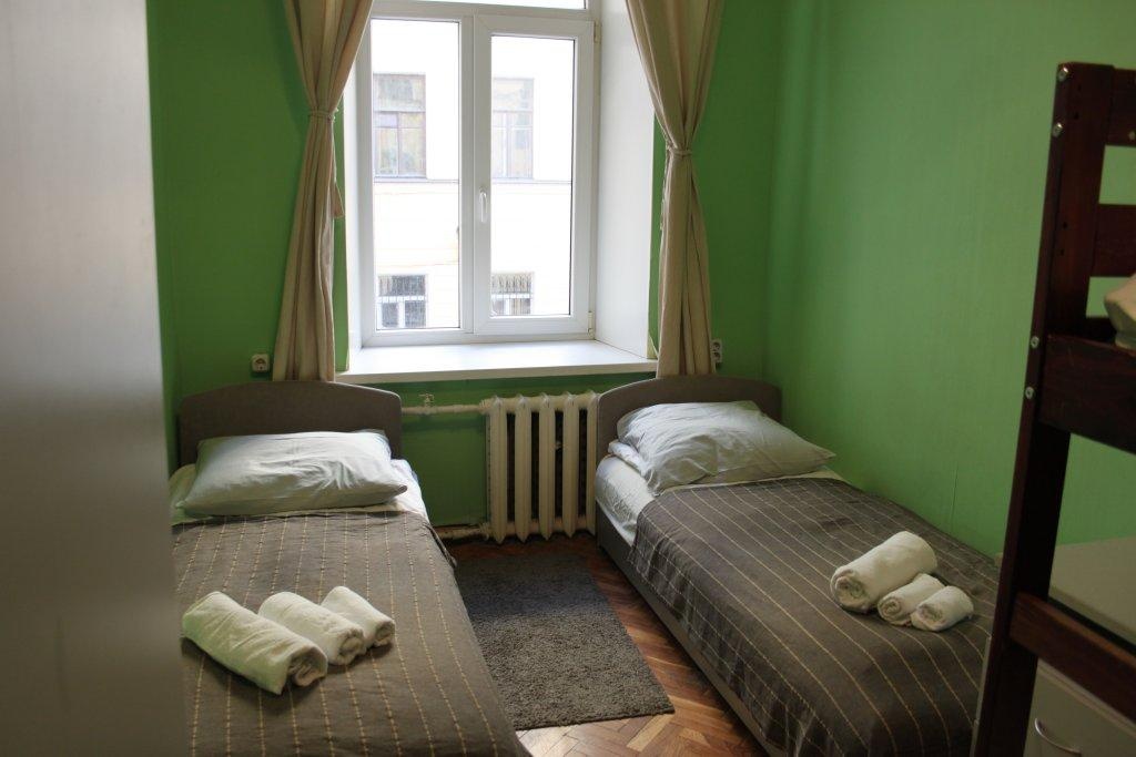 Old Flat Hostel na Sovetskoy — 4