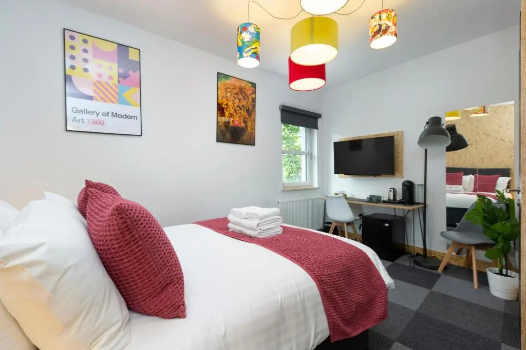 Standard Double room (full double bed)