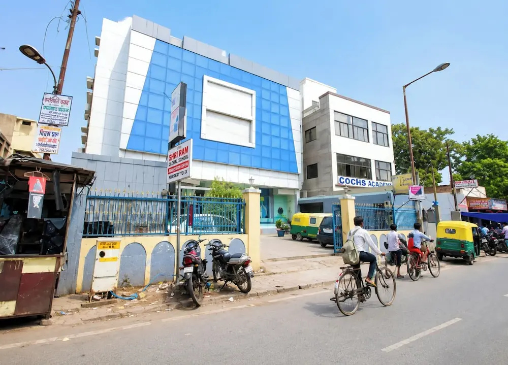 Hotel V International Inn Agra