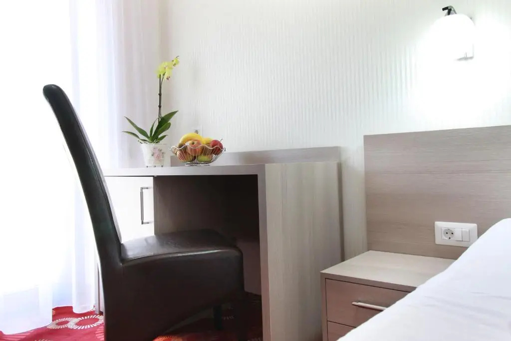 Standard Double room with balcony (twin beds)