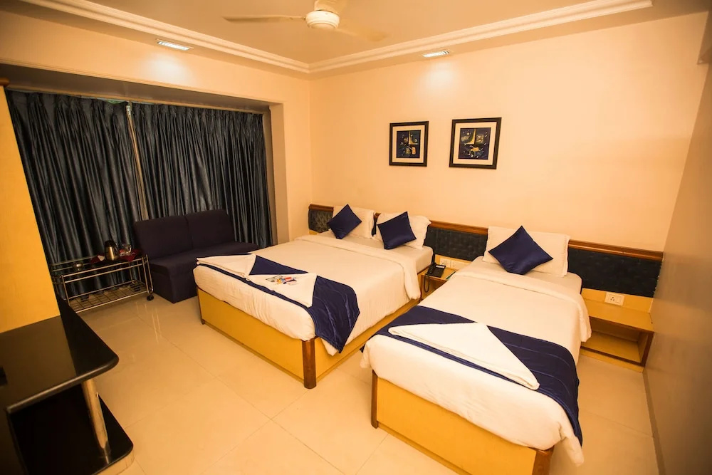 Deluxe Triple room
