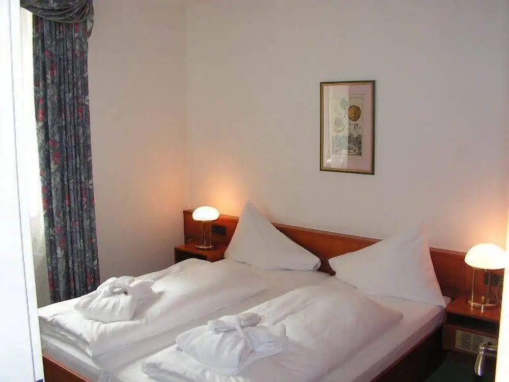 Hotel Sanotel - Chambres