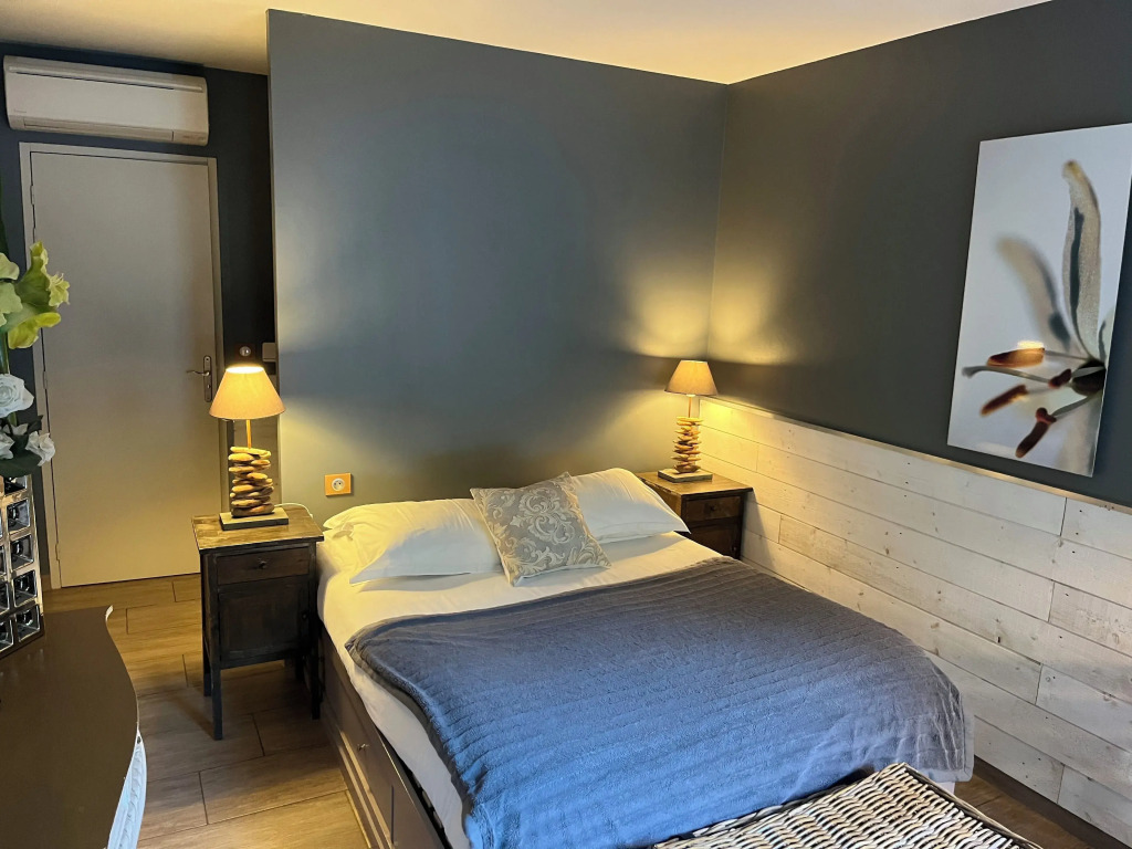 Prehistoric Lodge - Hôtel du Pont d'arc (Adults Only) by null