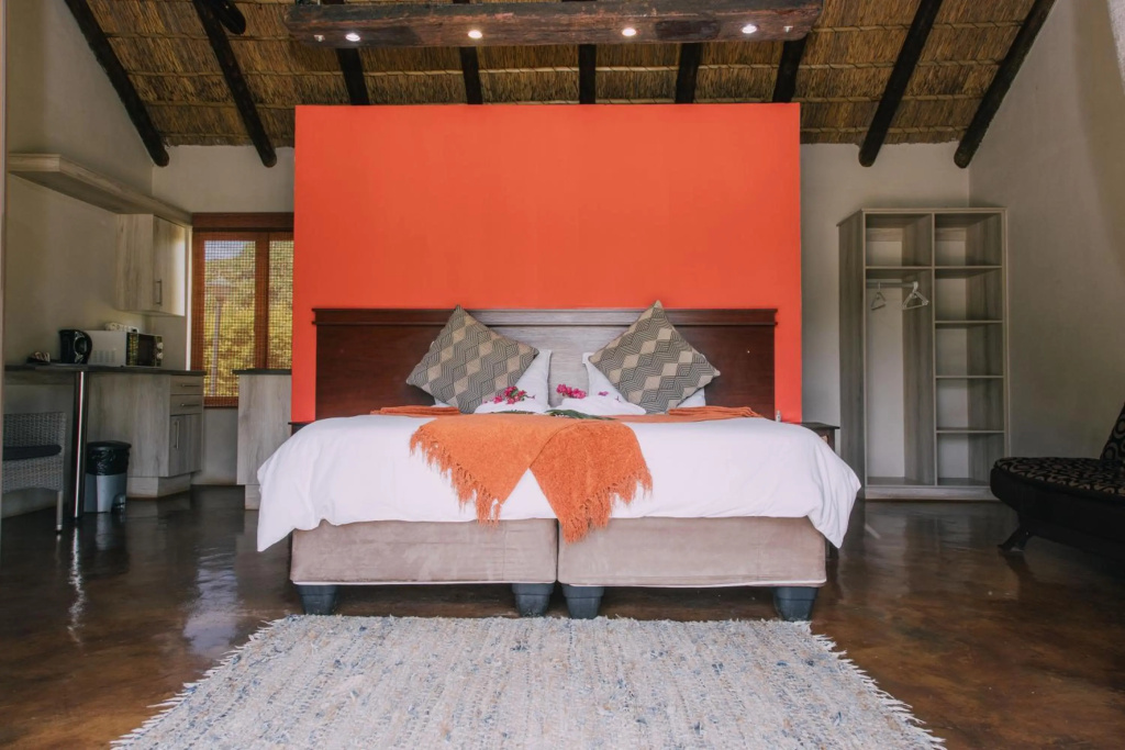 Kruger View Chalets — 3