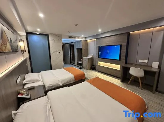 Standard Family room