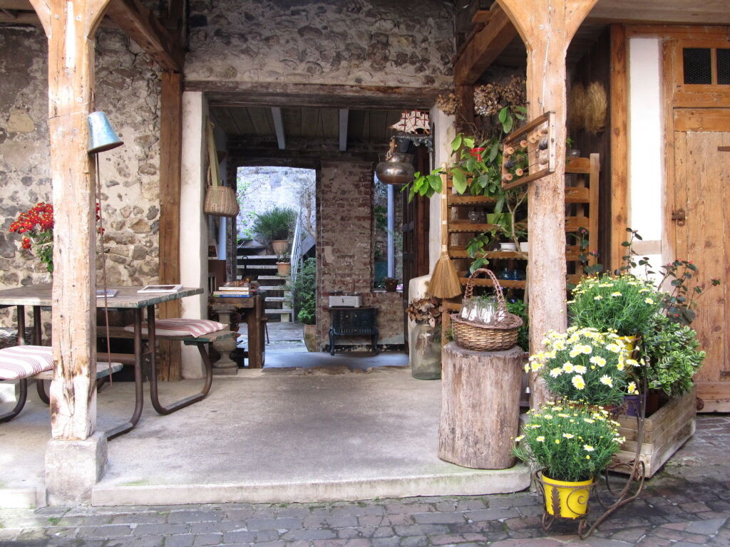 A L Ecole Buissonniere