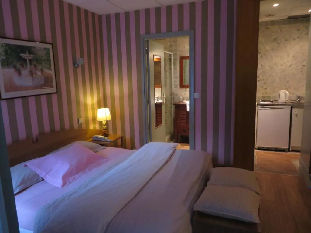 Comfort Double room (full double bed)