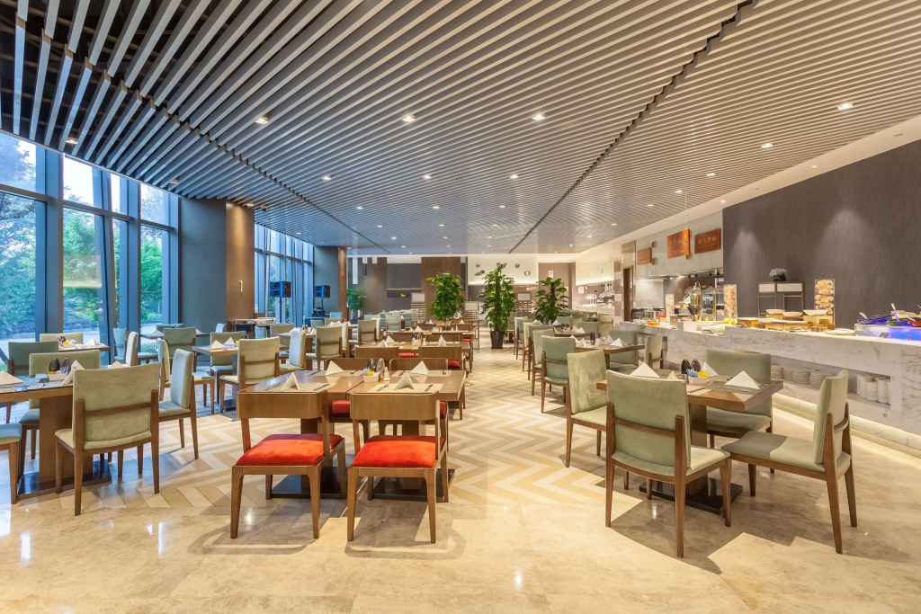 Food & Beverage
