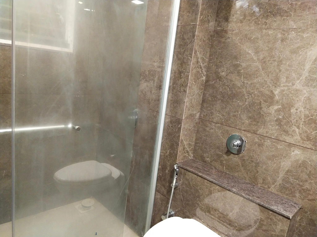 Deluxe Double room with balcony (full double bed)