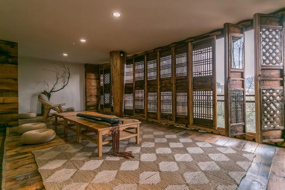 Yan Qi Si He Homestay photo 6