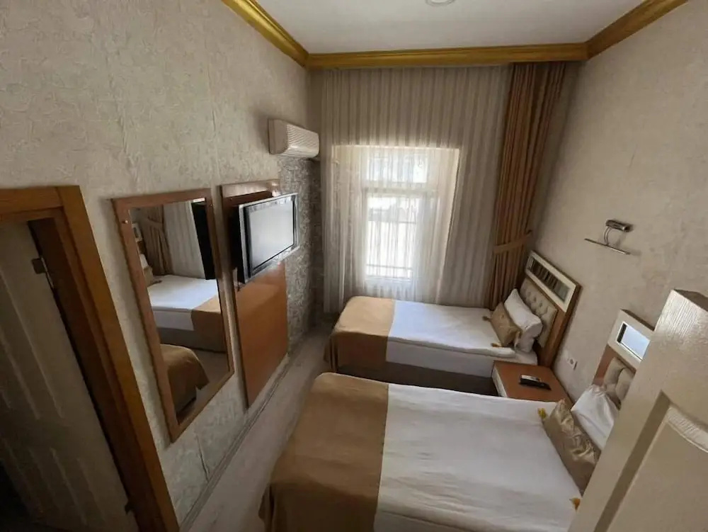 Standard Double room (twin beds)