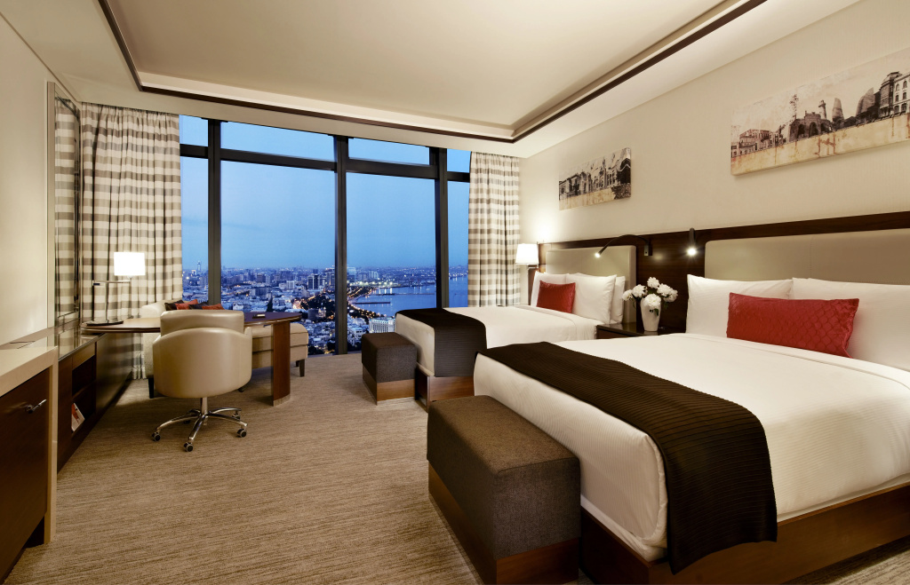 Отель Fairmont Baku at the Flame Towers — фото