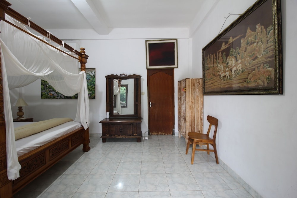 Отель Belvilla Ratna Resort Ubud PalaceNearUbud Palace в Убуде