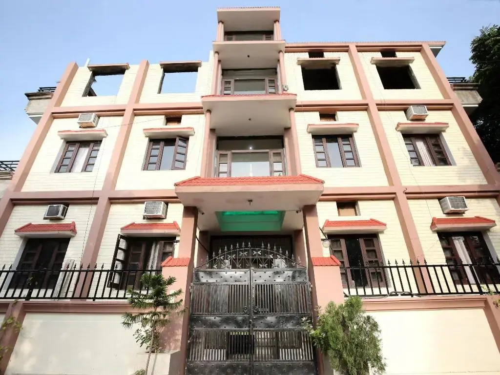 Satyam Home Stay By OYO Rooms