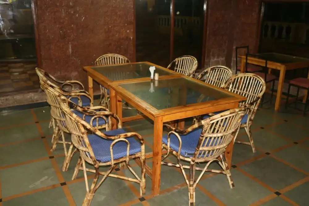 Krish Holiday Inn Baga - Général