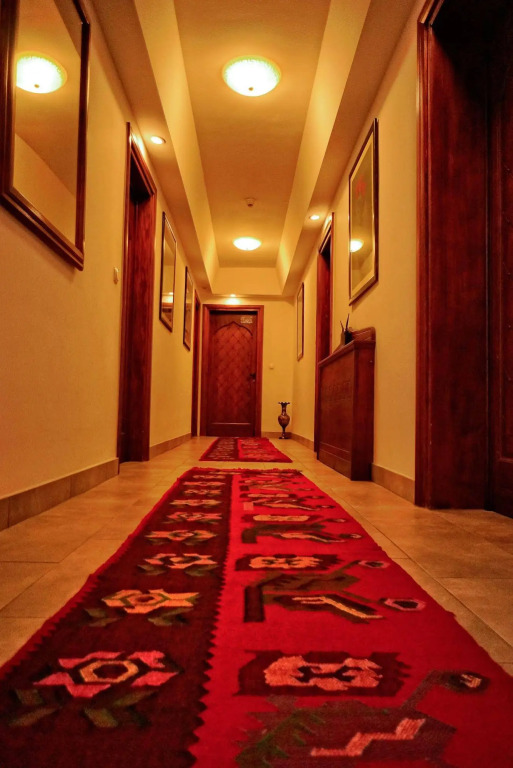 Hotel Old Town by null