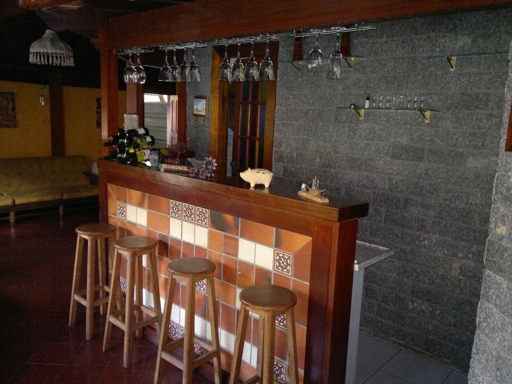 Food & Beverage