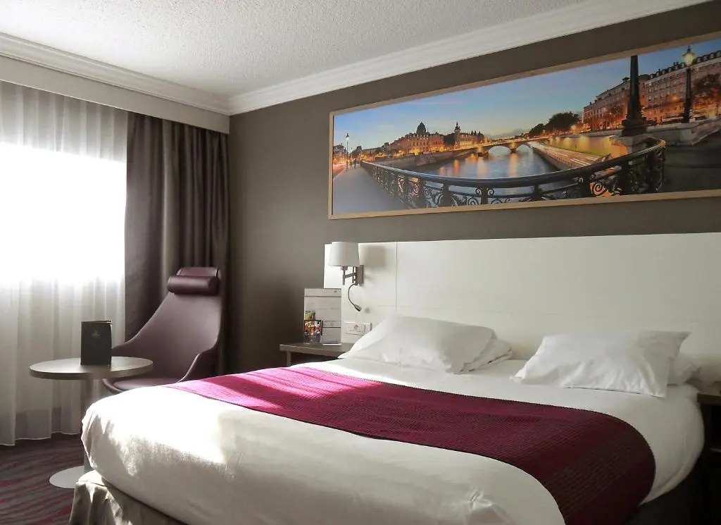 Best Western Plus Paris Orly Airport 39