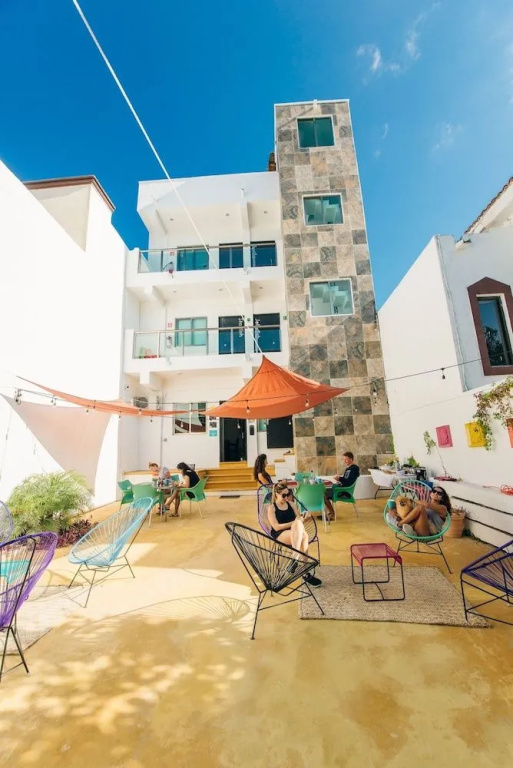 The Mermaid Hostel Beach - Adults Only