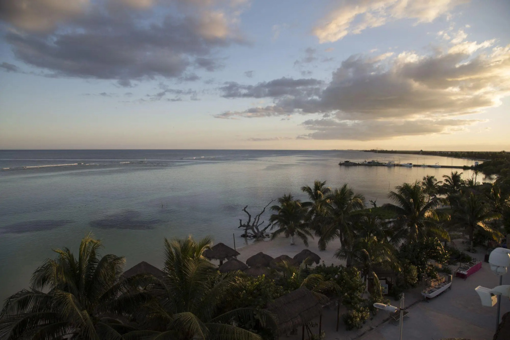 Beach & Waterfront