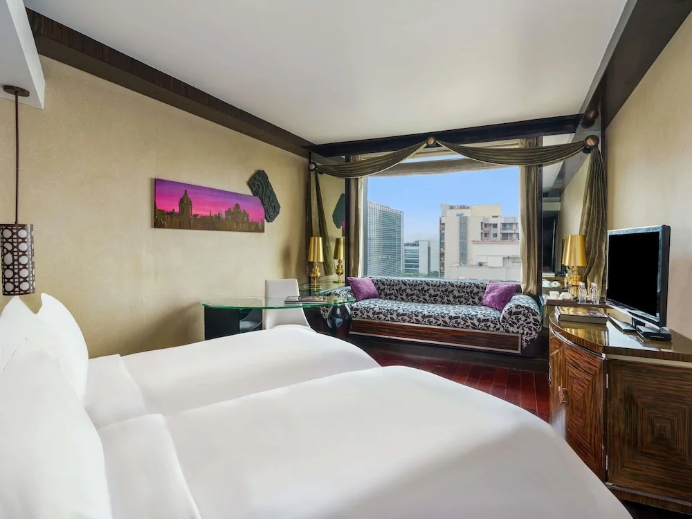 Executive Twin room (twin beds)