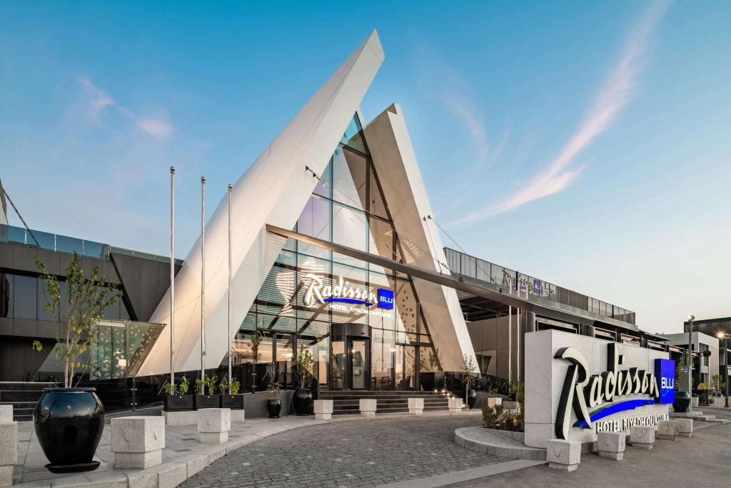 Radisson Blu Hotel Riyadh Qurtuba - 2