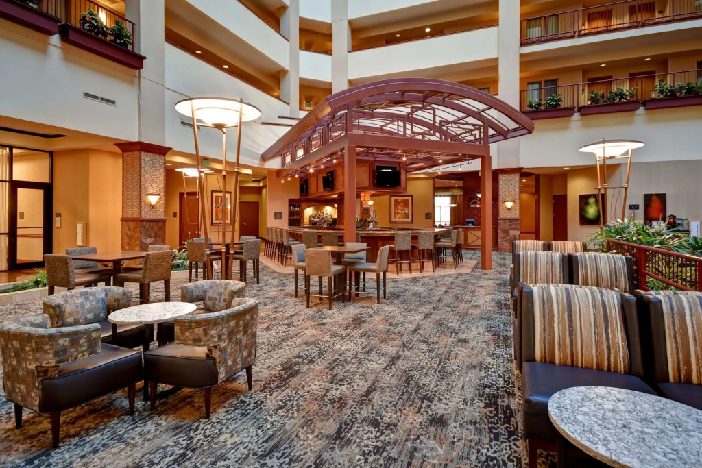 Embassy Suites by Hilton at Hot Springs Convention Center - фото 31