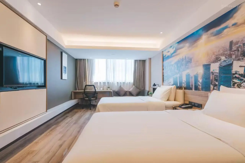 Shanghai Lujiazui Atour Hotel
