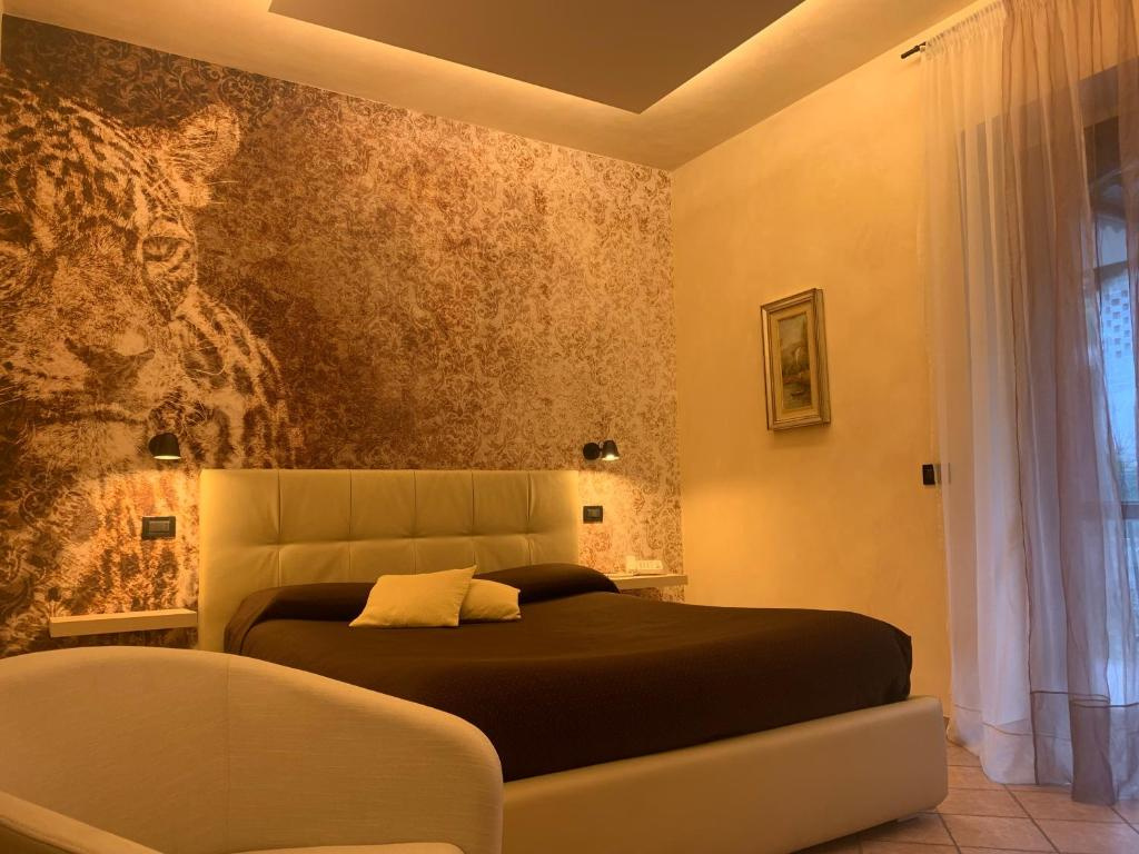 Standard Double room with balcony (full double bed)