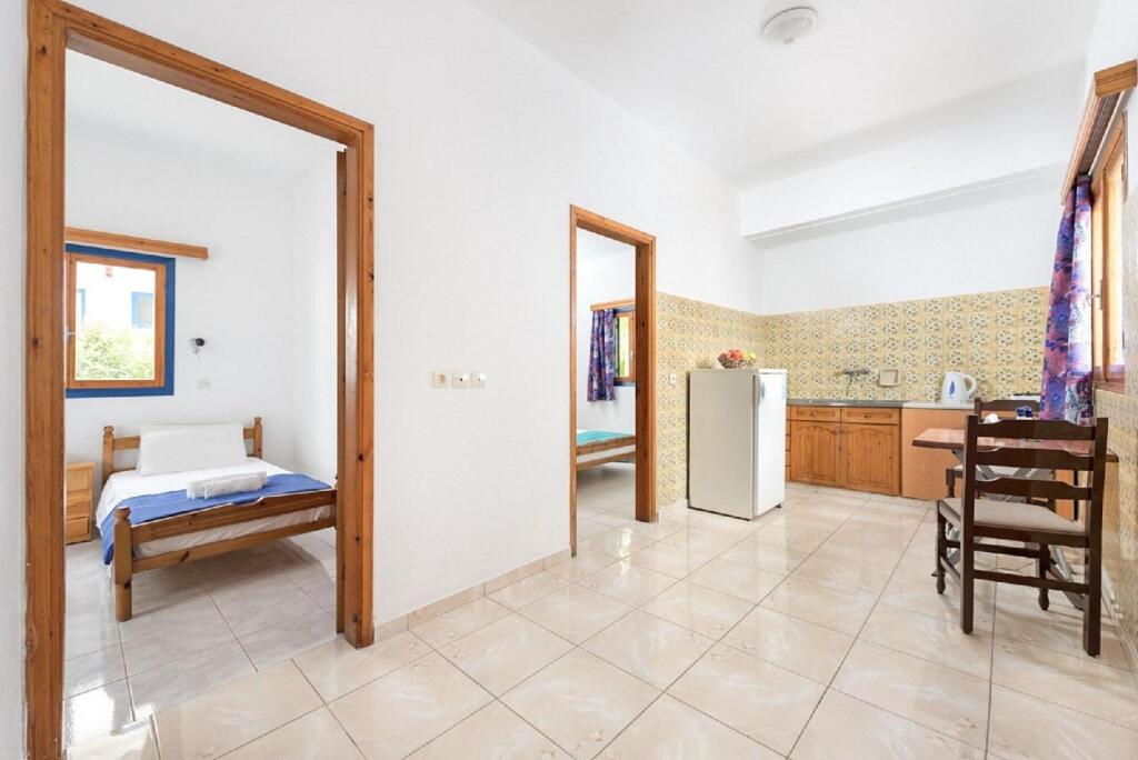 Palm Bay Hotel Studios 2 *