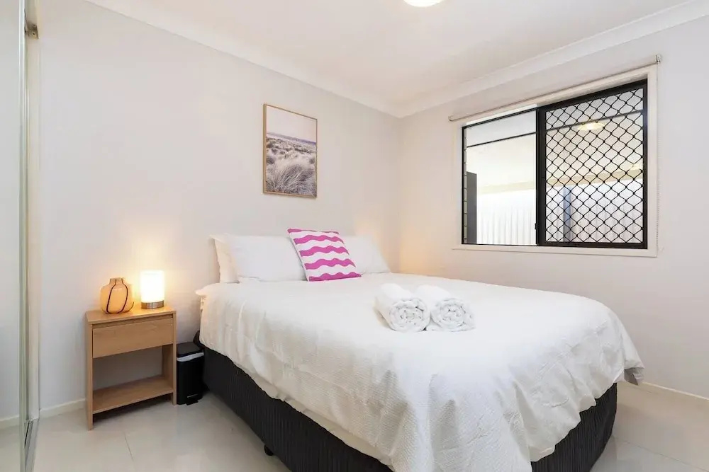 Smart Suites Self Check-in Apartments - 16 Darnley
