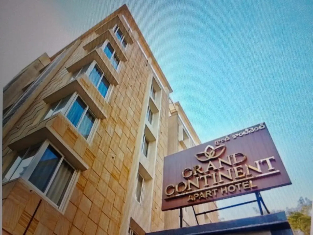 Hotel Grand Continent Hitech City, Laxmi Cyber City